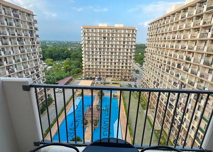 The Balcony Pool View * Lapu-Lapu City