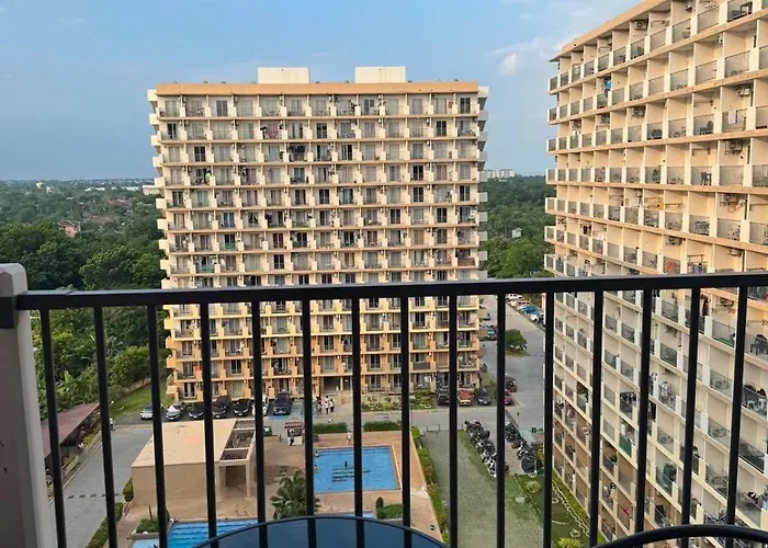 Aparthotel The Balcony Pool View Lapu-Lapu City